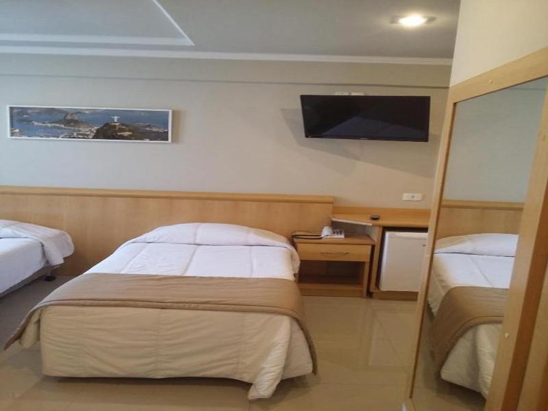 saionara-hotel-rio-de-janeiro-quarto-com-2-camas-de-solteiro-34063.jpg