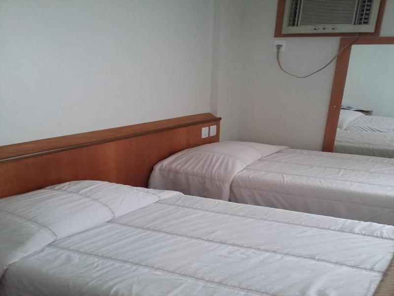 saionara-hotel-rio-de-janeiro-quarto-triplo-básico-22174.jpg