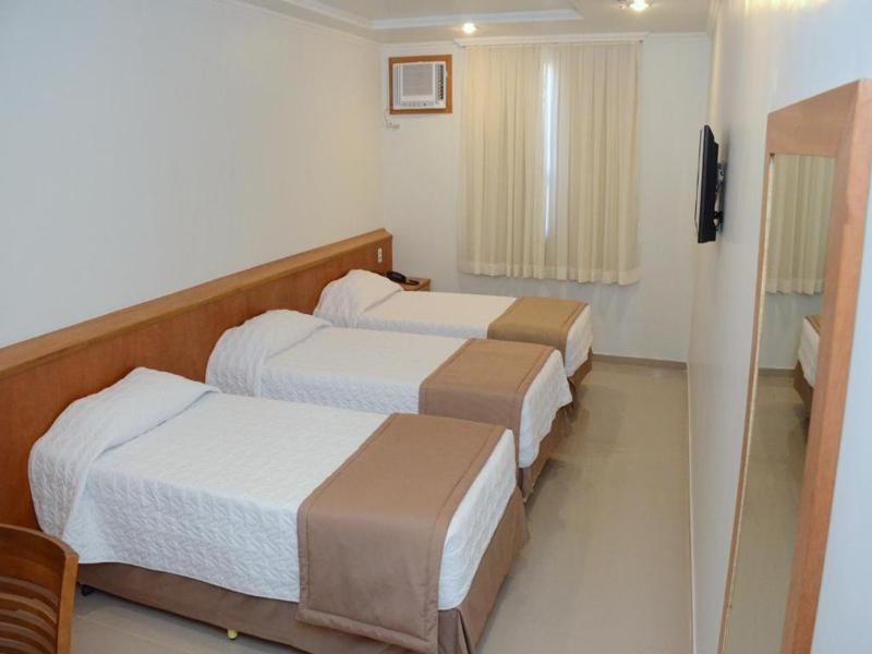 Saionara Hotel  Quarto Triplo Básico Saionara Hotel  Quarto Triplo Básico